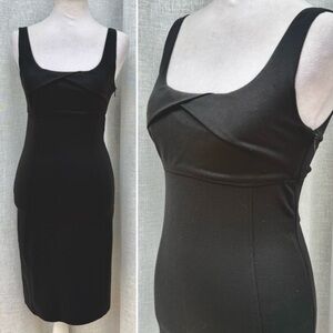 T6 sleeveless mini black dress